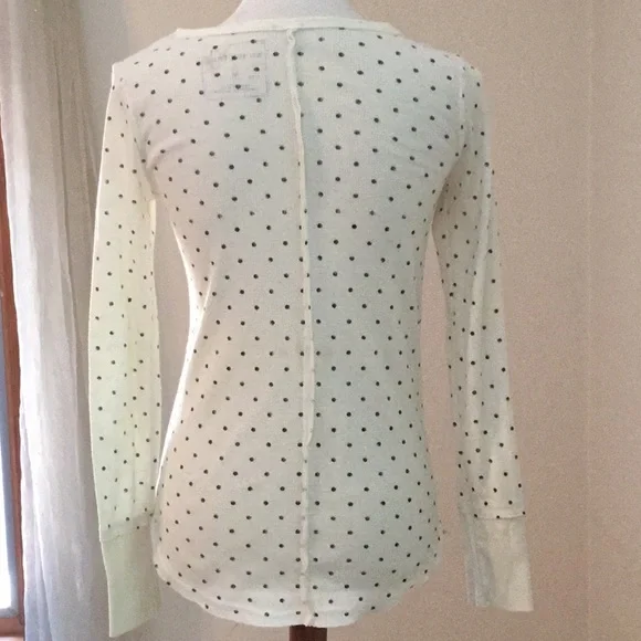 We The Free thermal looking shirt, round neck, back seam, long sleeves, Medium - Picture 3 of 8